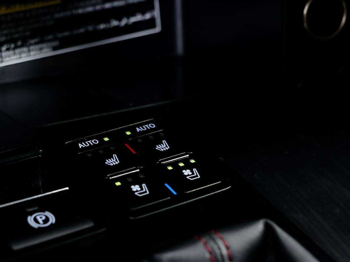 Купить Lexus RX с пробегом. Фото: #10
