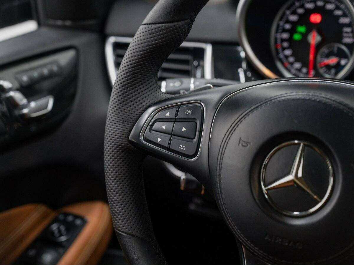 Купить Mercedes-Benz GLS с пробегом. Фото: #12
