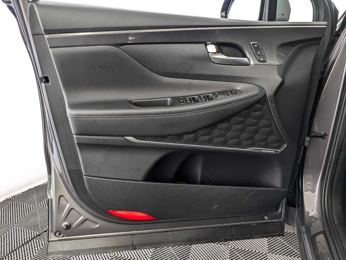 Купить Hyundai Santa Fe с пробегом. Фото: #14