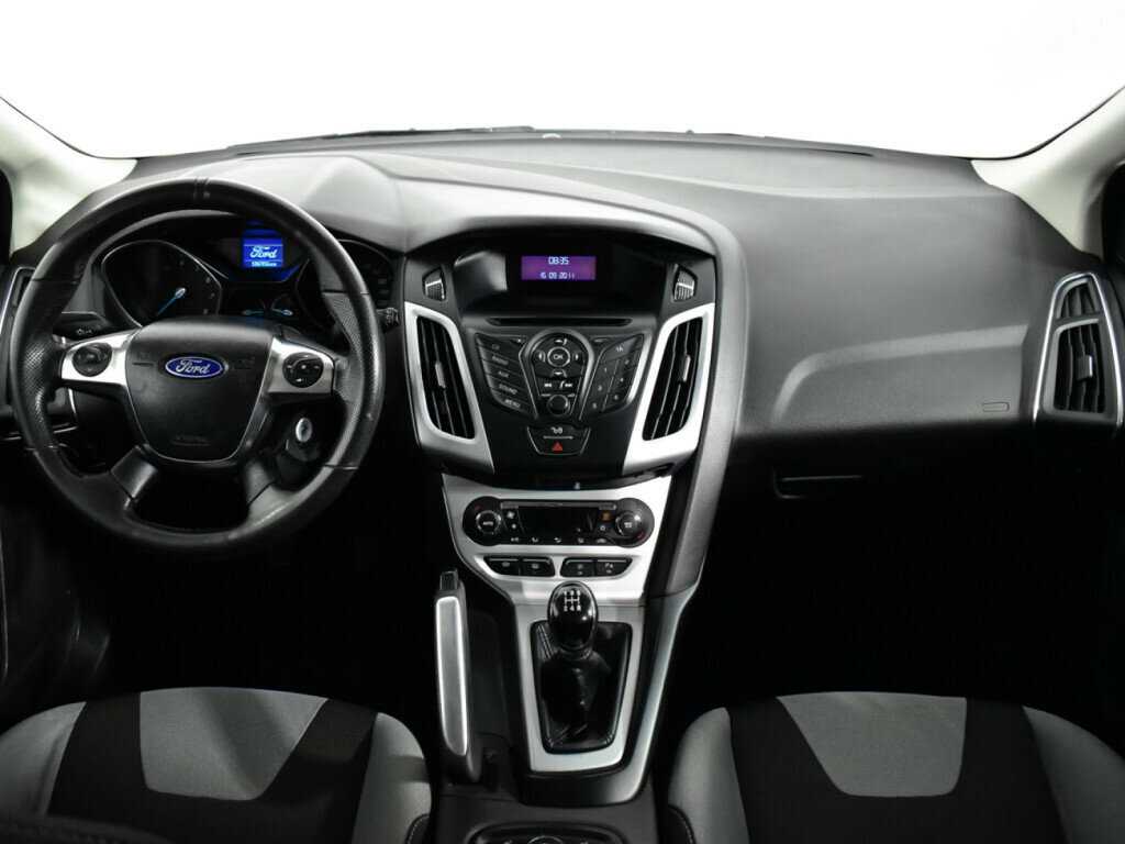 Купить Ford Focus с пробегом. Фото: #11