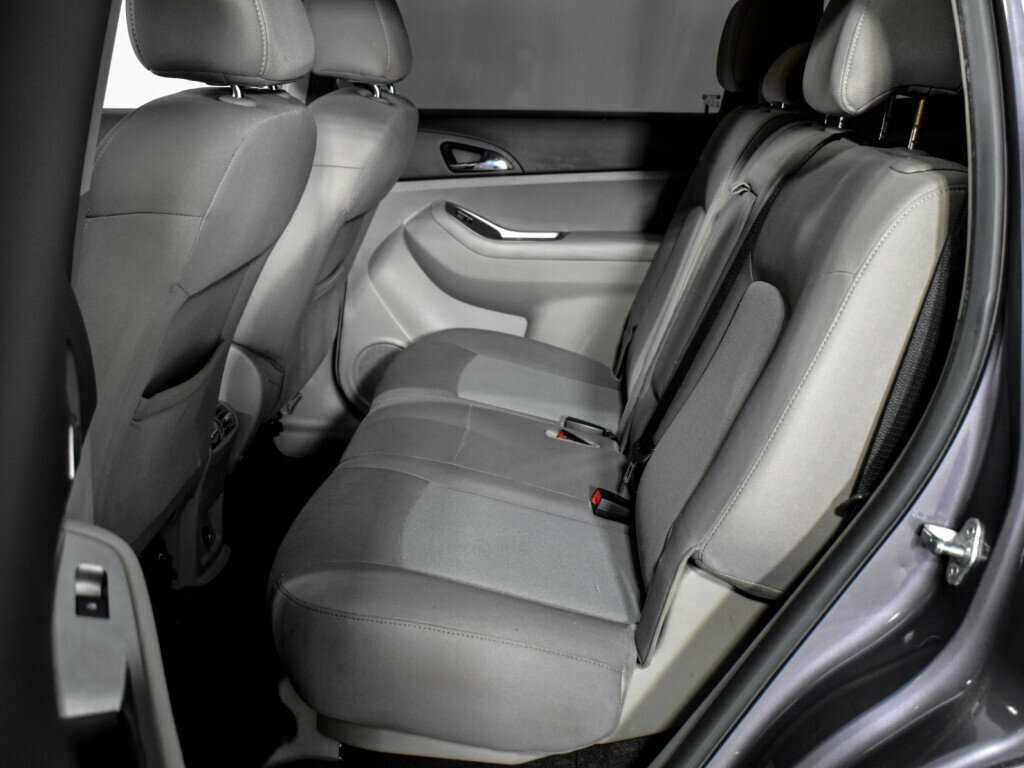 Купить Chevrolet Orlando с пробегом. Фото: #9