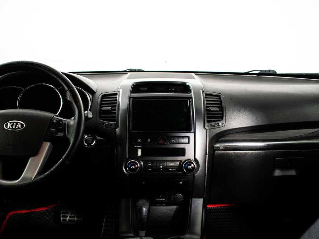 Купить Kia Sorento с пробегом. Фото: #10