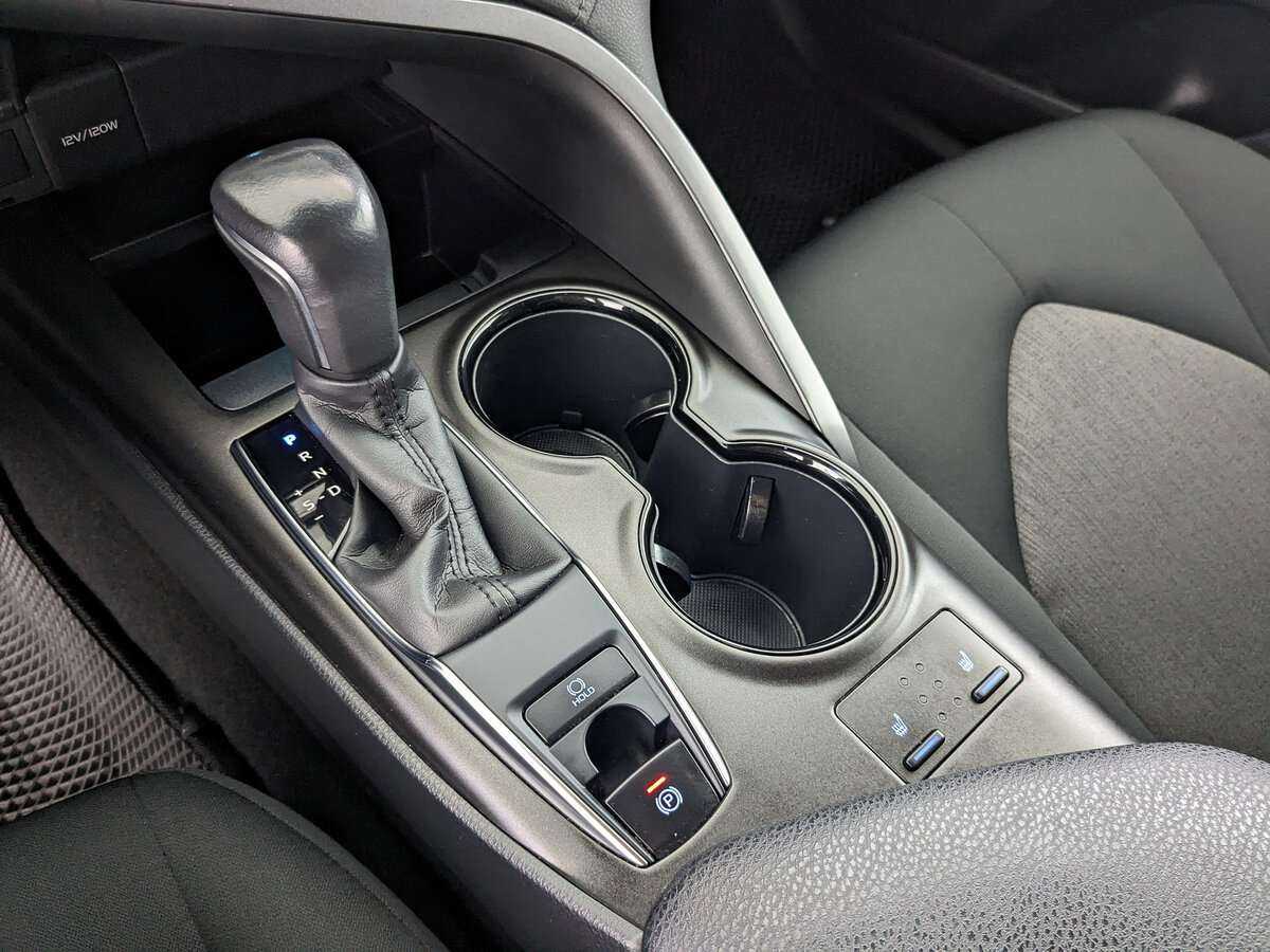 Купить Toyota Camry с пробегом. Фото: #16