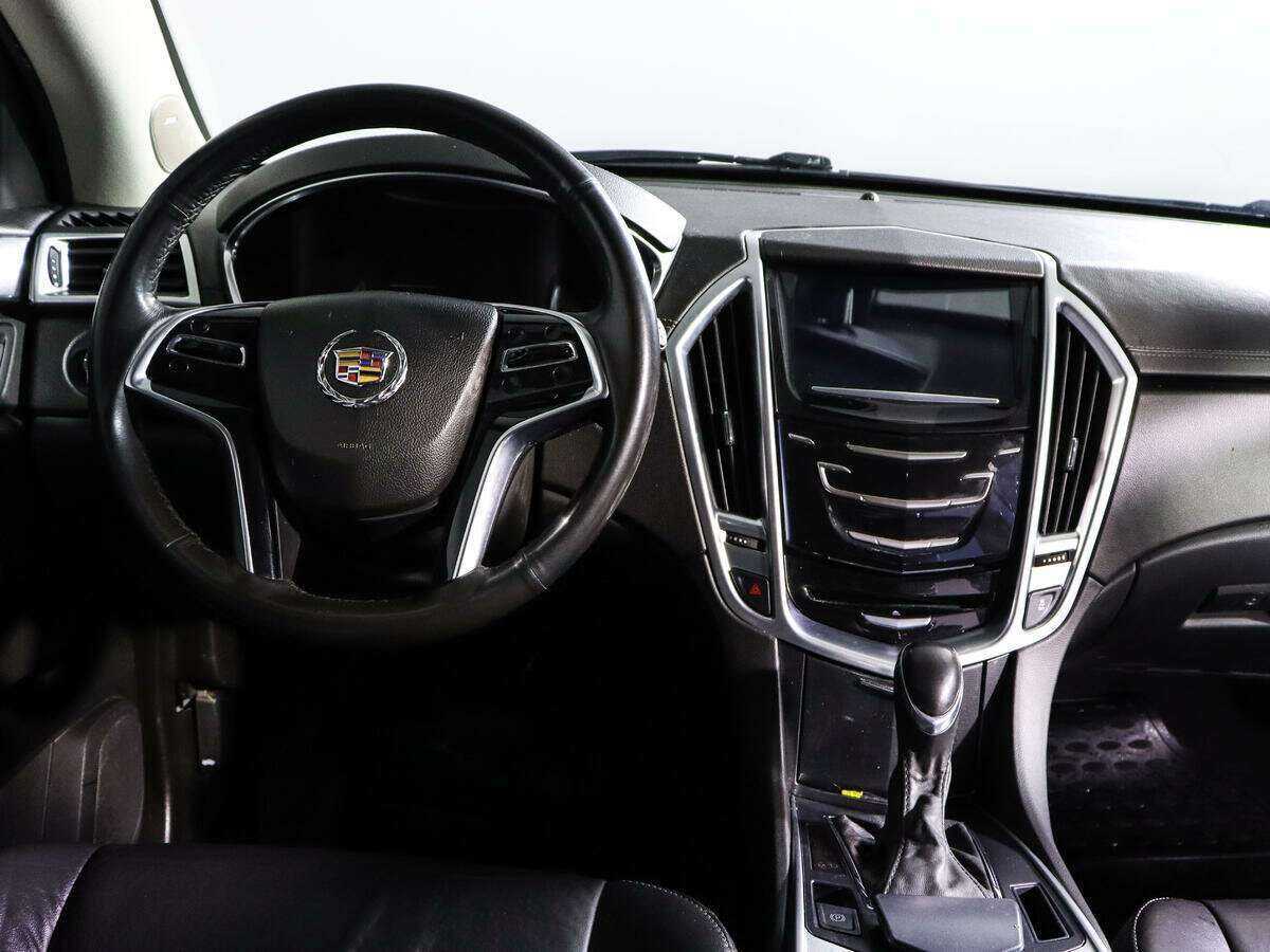 Купить Cadillac SRX с пробегом. Фото: #9