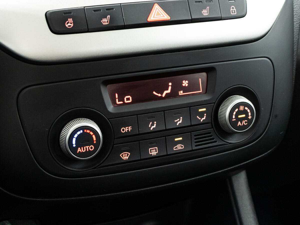 Купить Kia Venga с пробегом. Фото: #15