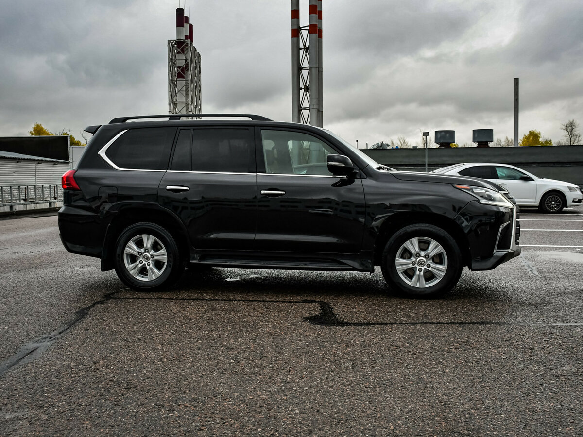 Купить Lexus LX с пробегом. Фото: #3