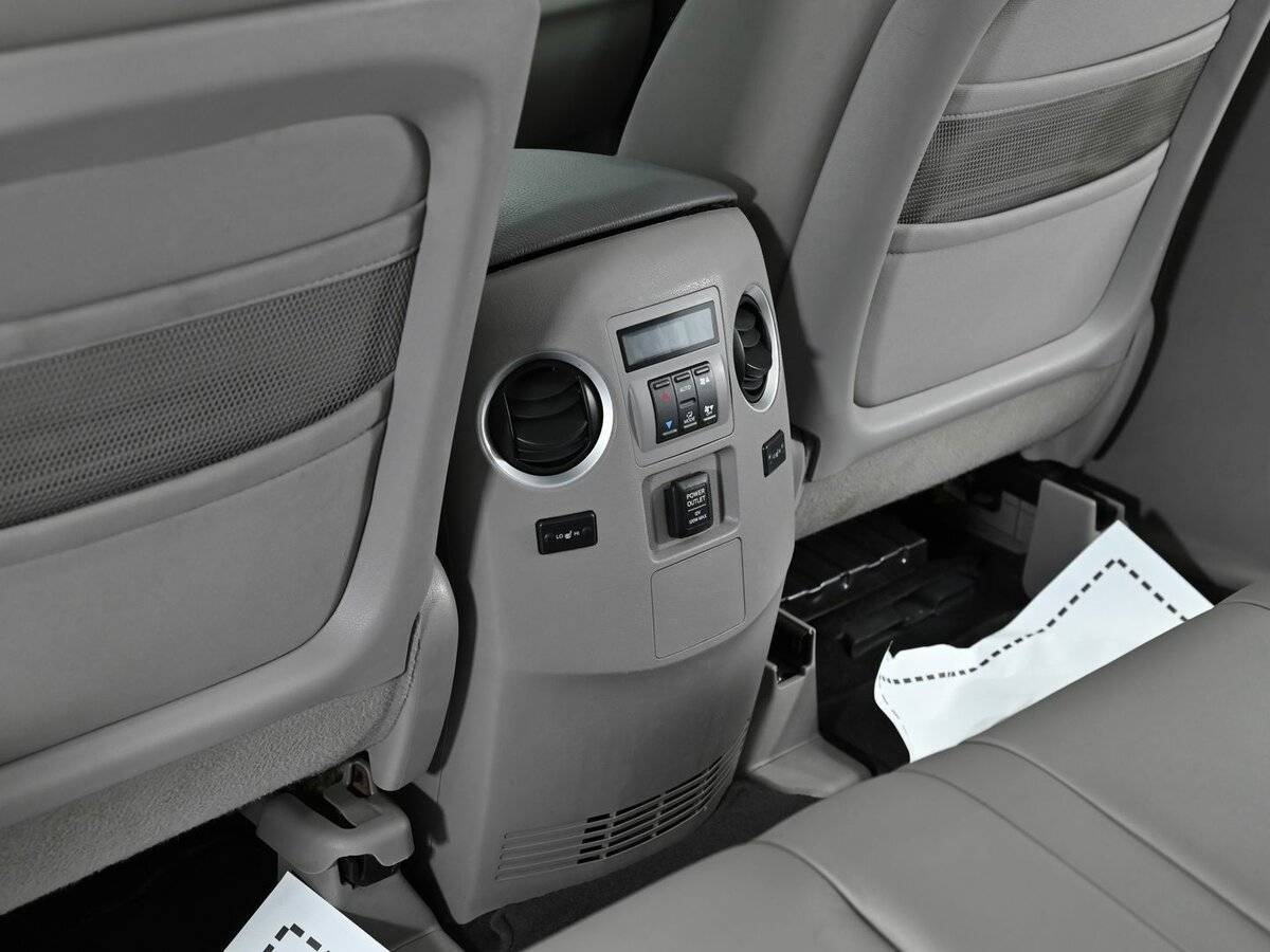Купить Honda Pilot с пробегом. Фото: #14