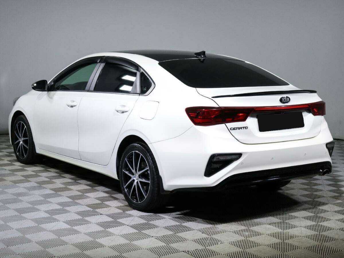 Купить Kia Cerato с пробегом. Фото: #2