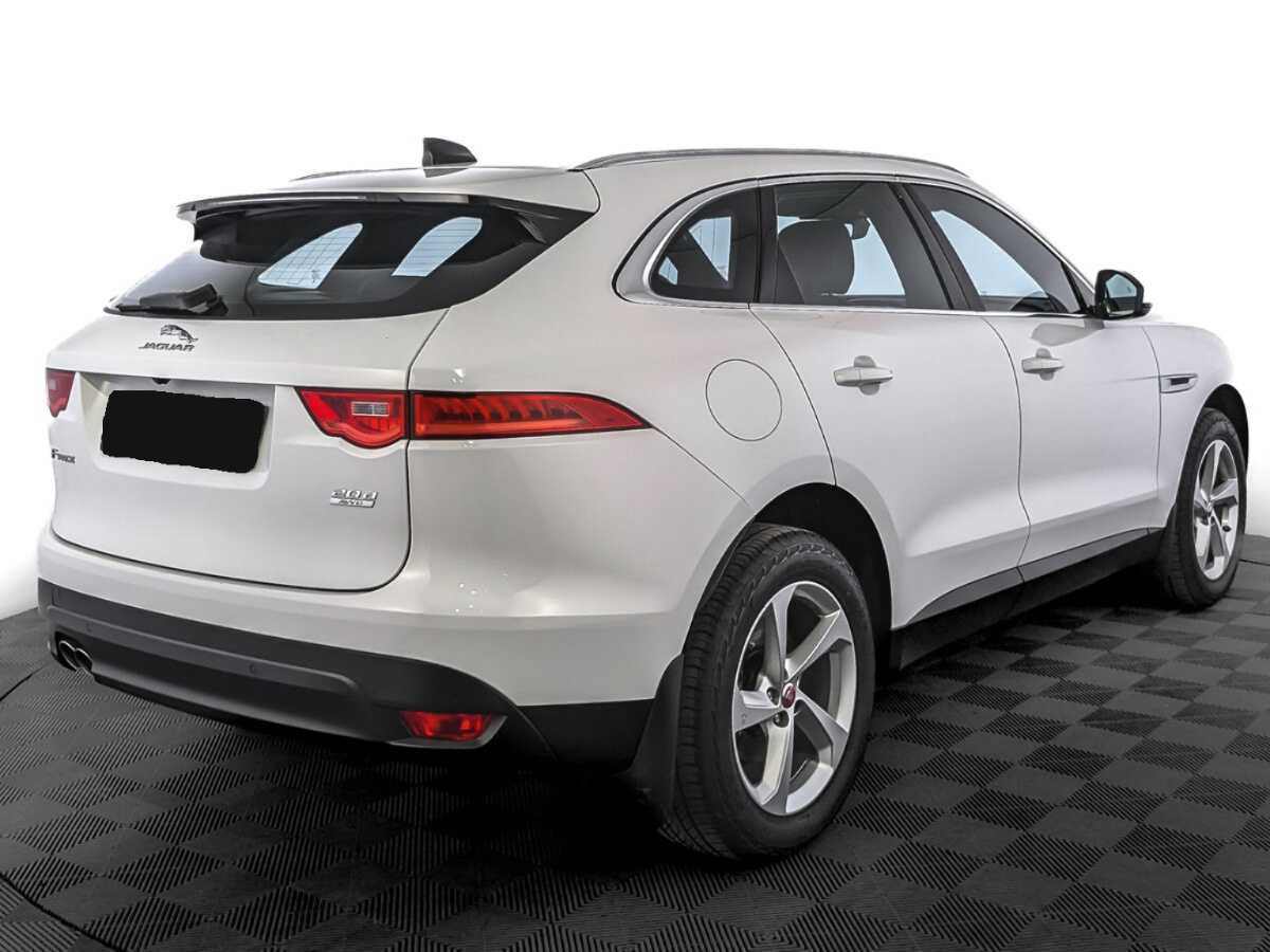 Купить Jaguar F-Pace с пробегом. Фото: #4
