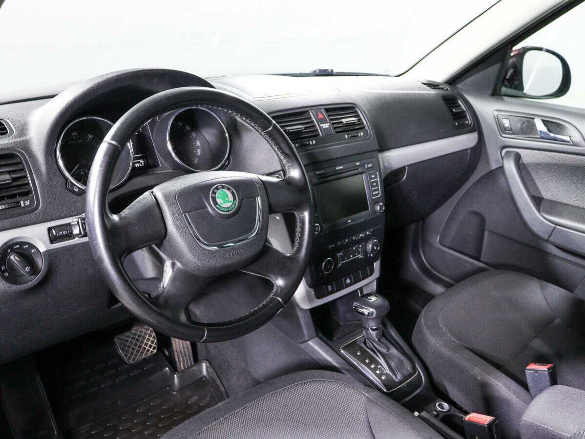 Купить Skoda Yeti с пробегом. Фото: #11