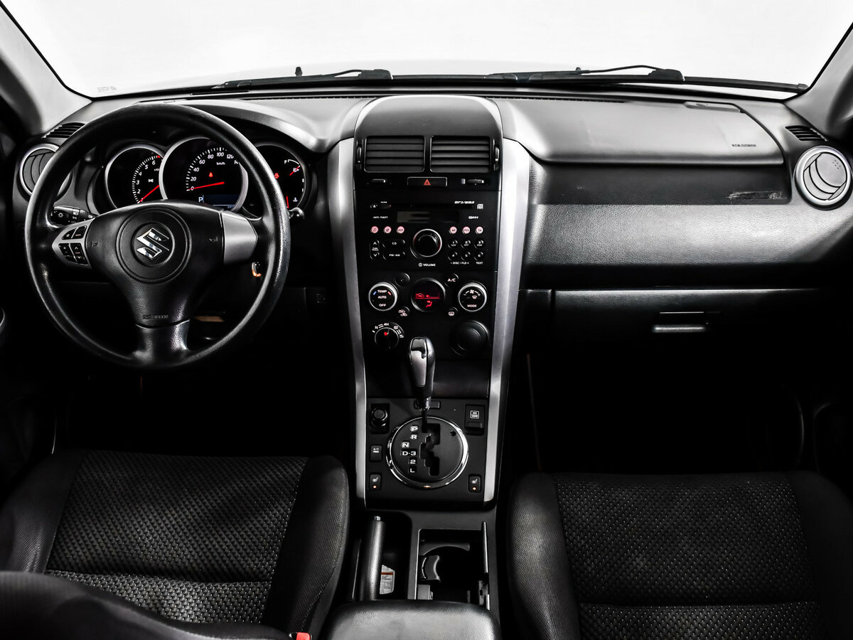 Купить Suzuki Grand Vitara с пробегом. Фото: #11