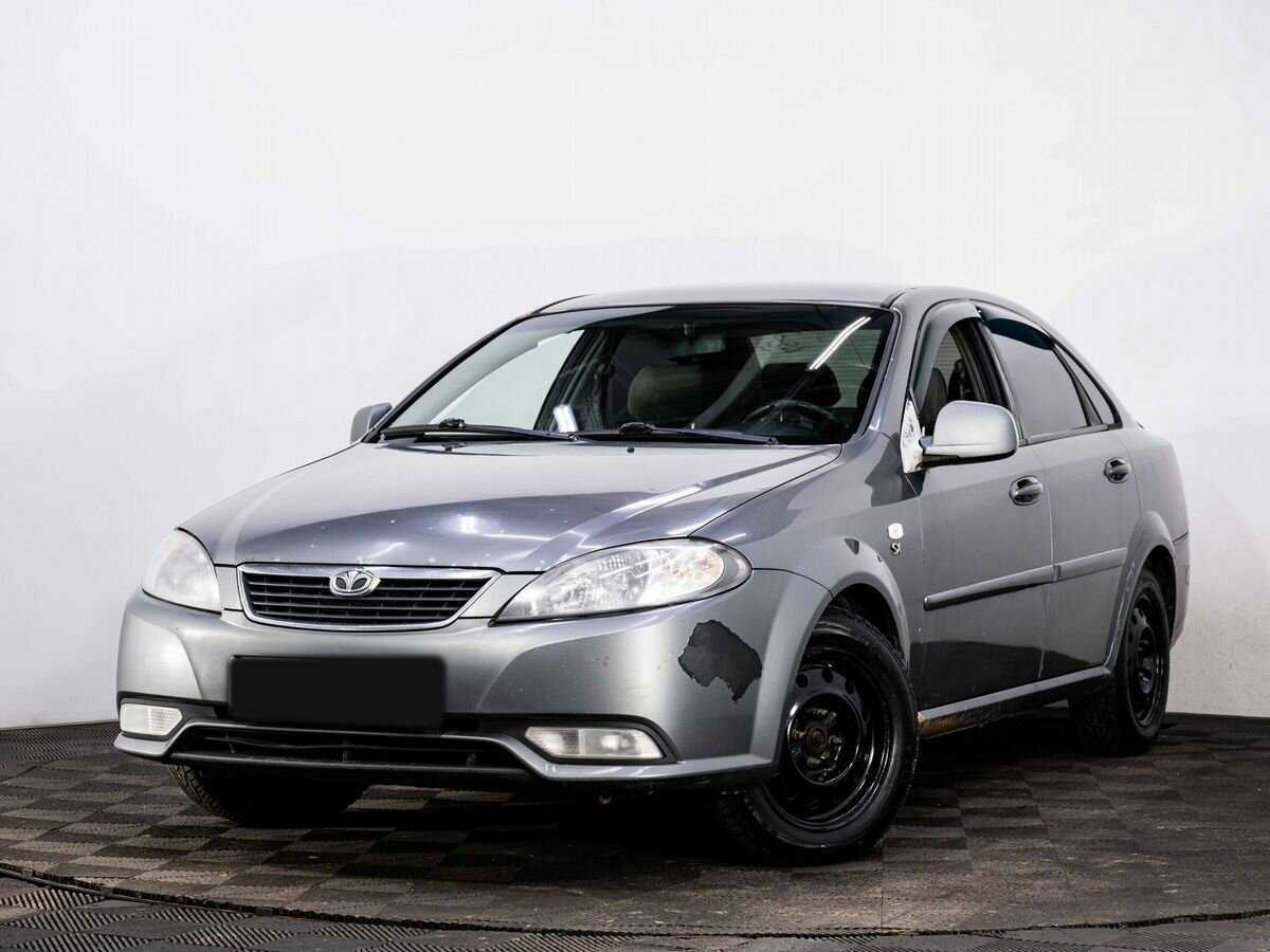 Купить Daewoo Gentra с пробегом. Посмотреть фото
