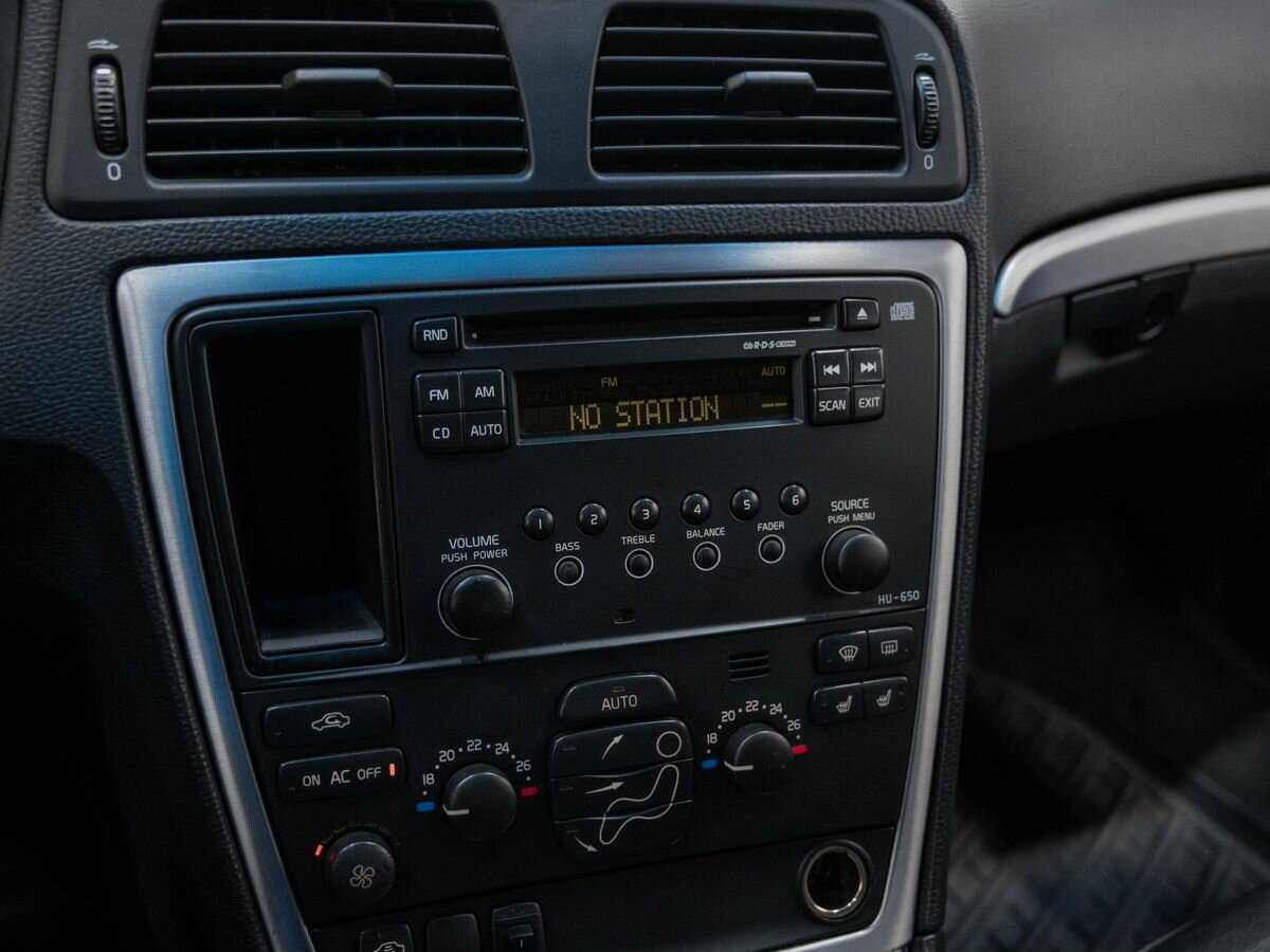 Купить Volvo S60 с пробегом. Фото: #19
