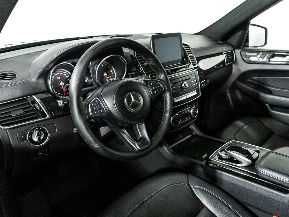 Купить Mercedes-Benz GLS с пробегом. Фото: #10