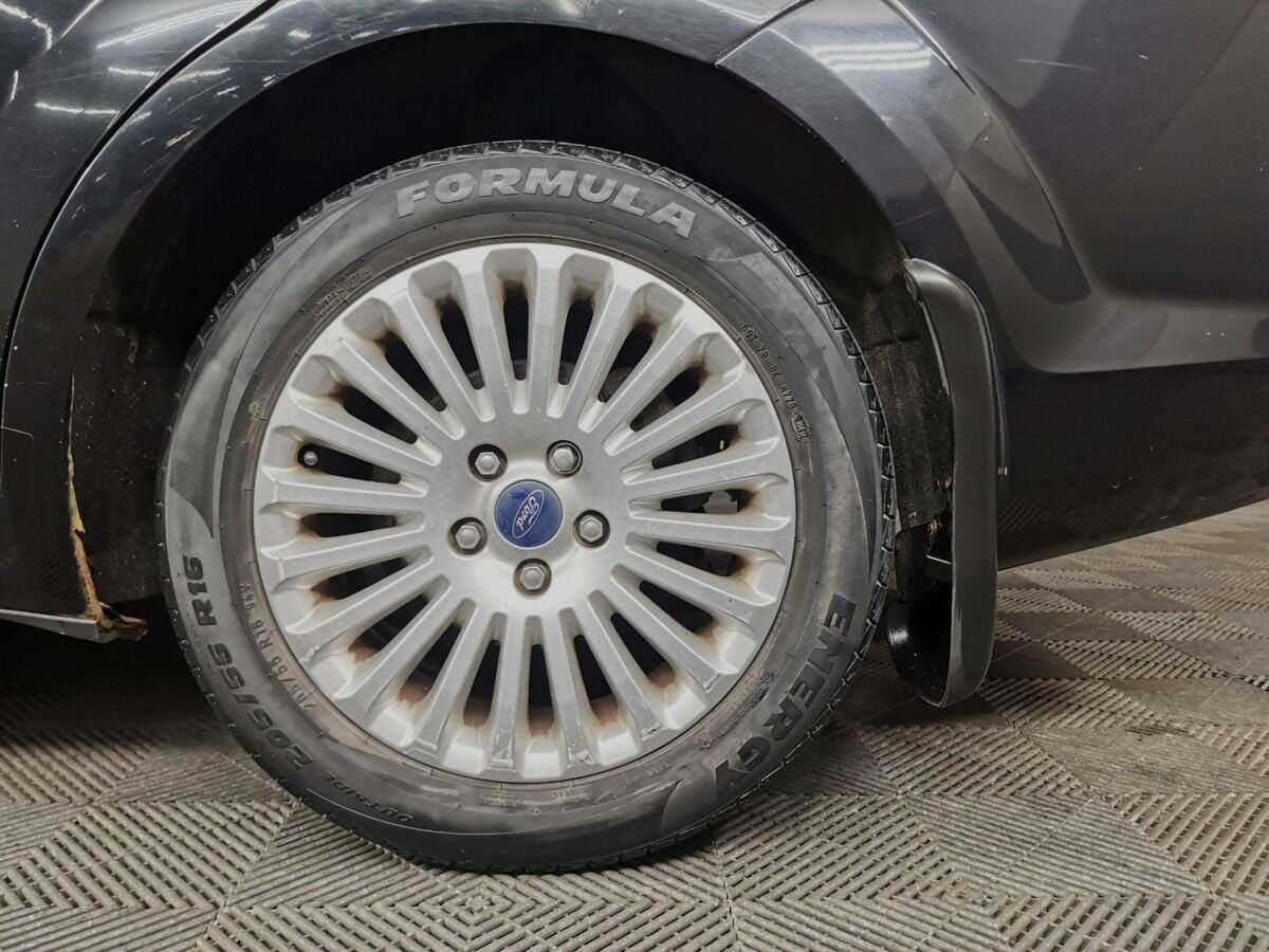 Купить Ford Focus с пробегом. Фото: #15