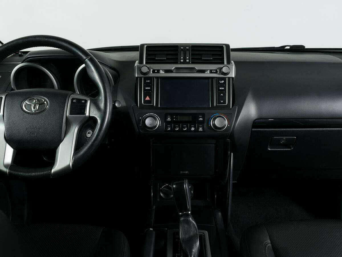 Купить Toyota Land Cruiser Prado с пробегом. Фото: #9