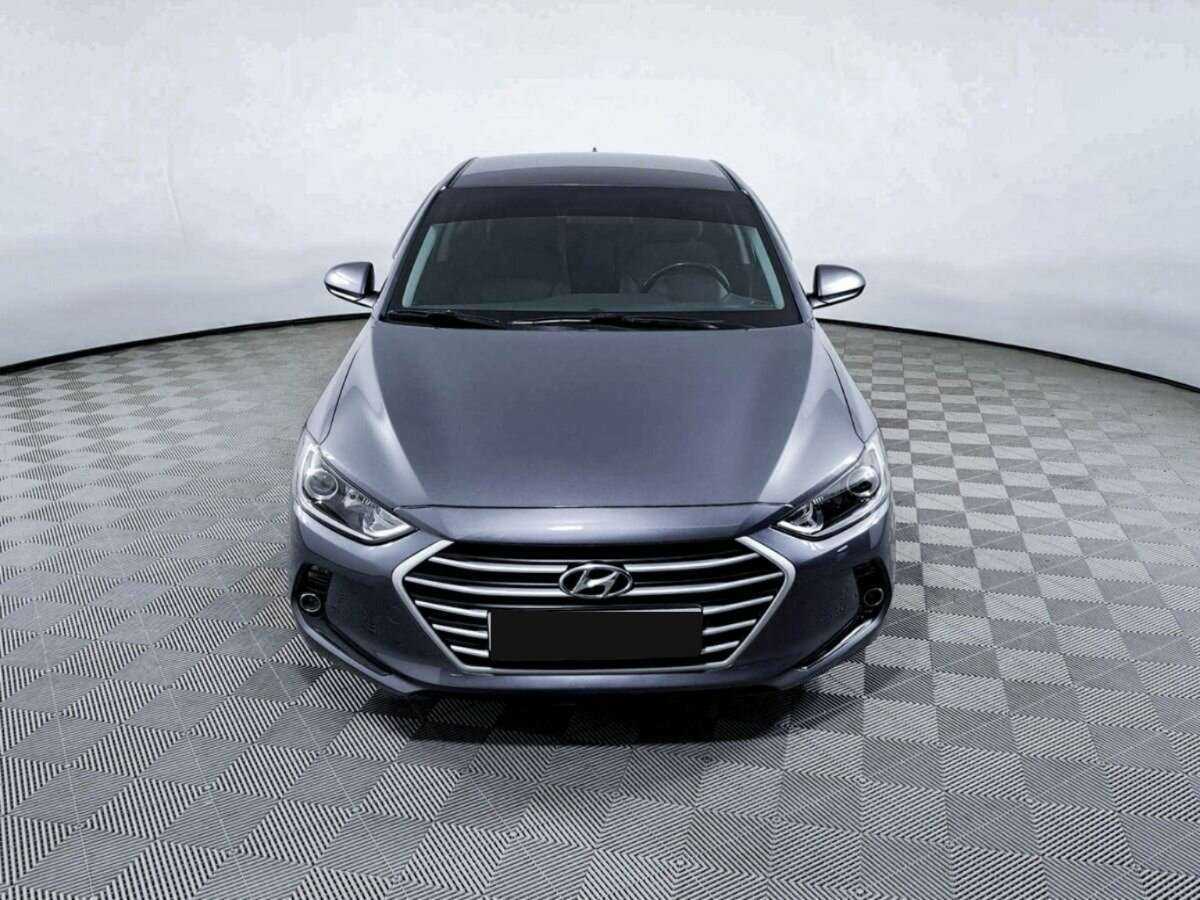 Купить Hyundai Elantra с пробегом. Фото: #1
