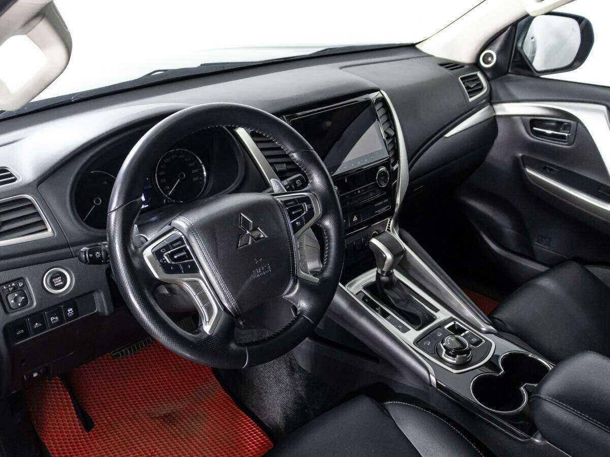 Купить Mitsubishi Pajero Sport с пробегом. Фото: #10