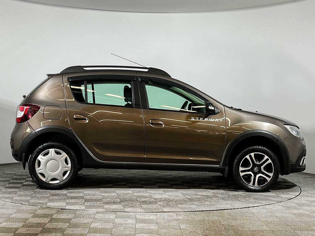 Купить Renault Sandero с пробегом. Фото: #7