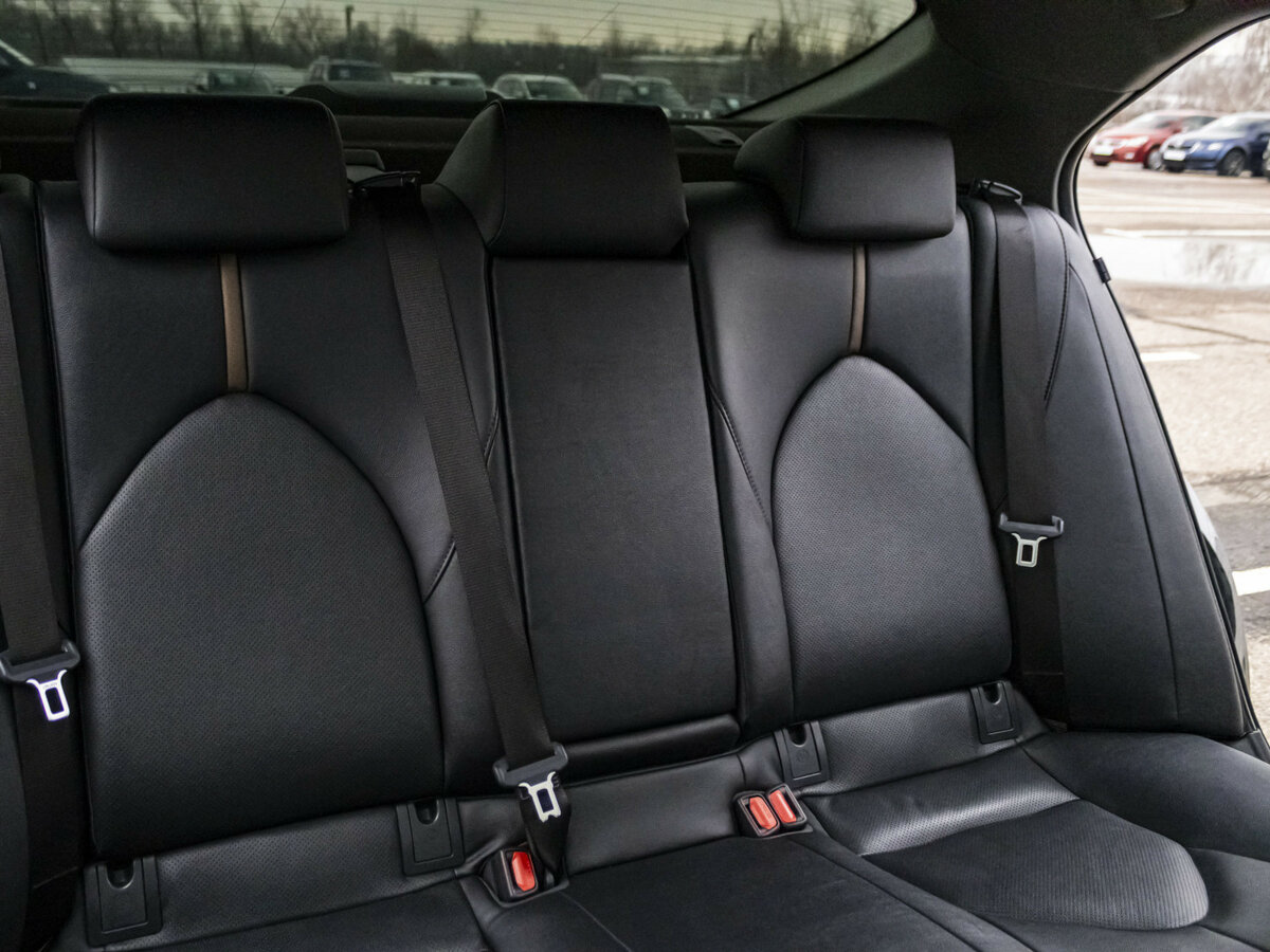 Купить Toyota Camry с пробегом. Фото: #14