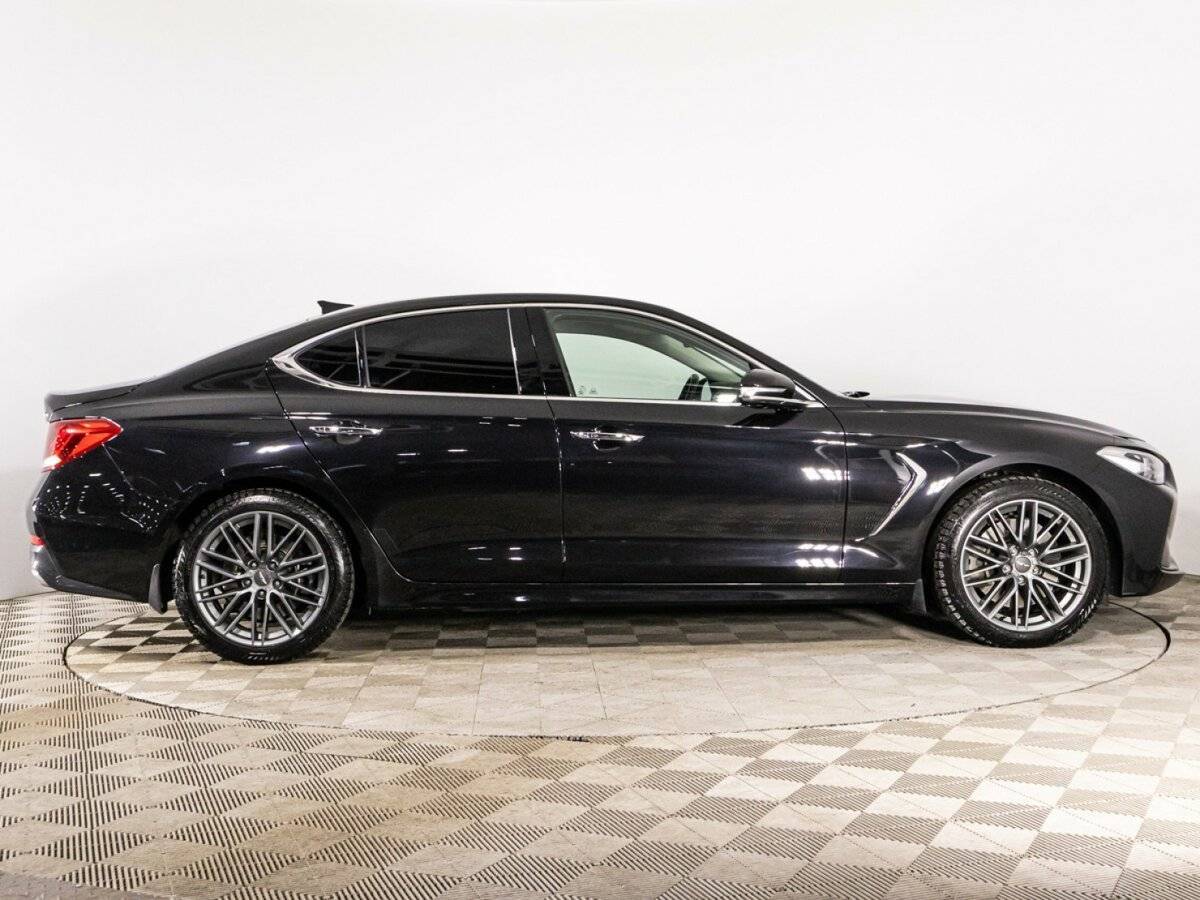 Купить Genesis G70 с пробегом. Фото: #3