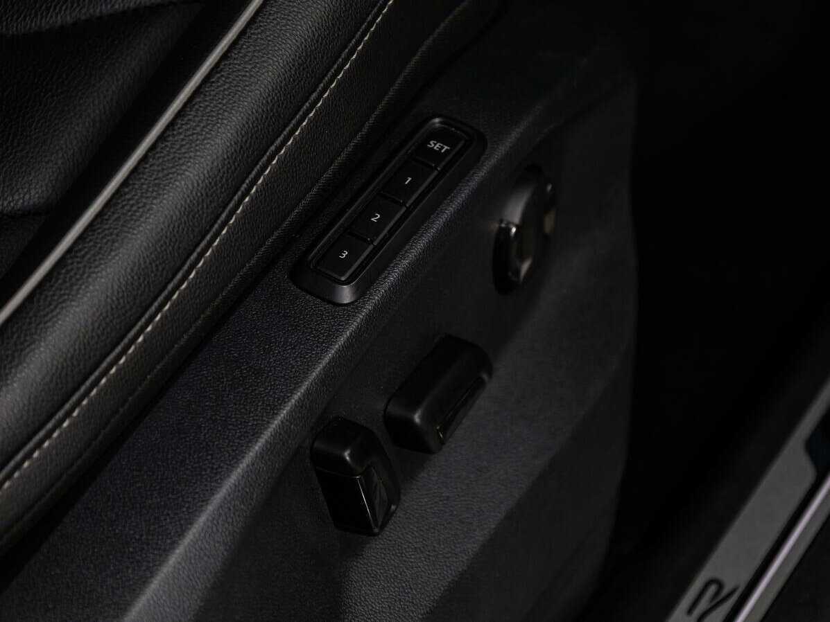 Купить Volkswagen Tiguan с пробегом. Фото: #12