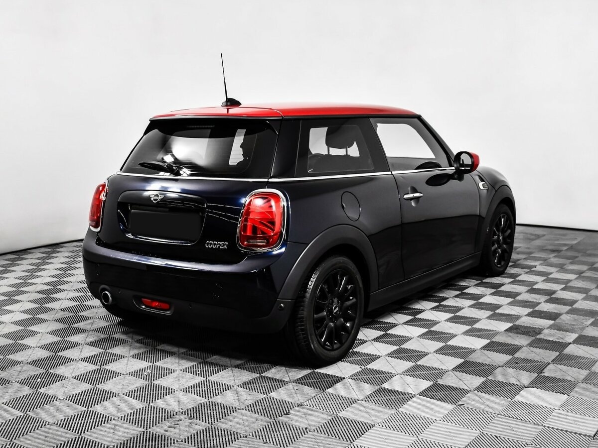 Купить Mini Hatch с пробегом. Фото: #4