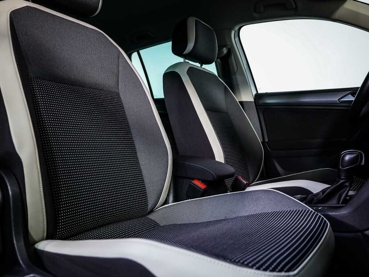 Купить Volkswagen Tiguan с пробегом. Фото: #10