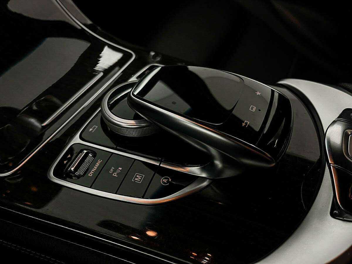 Купить Mercedes-Benz GLC с пробегом. Фото: #11