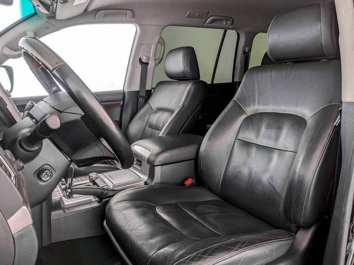 Купить Toyota Land Cruiser с пробегом. Фото: #15