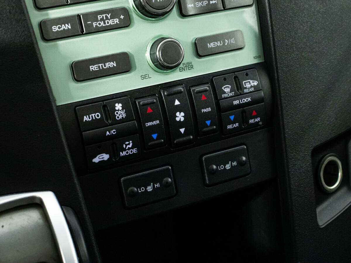 Купить Honda Pilot с пробегом. Фото: #19