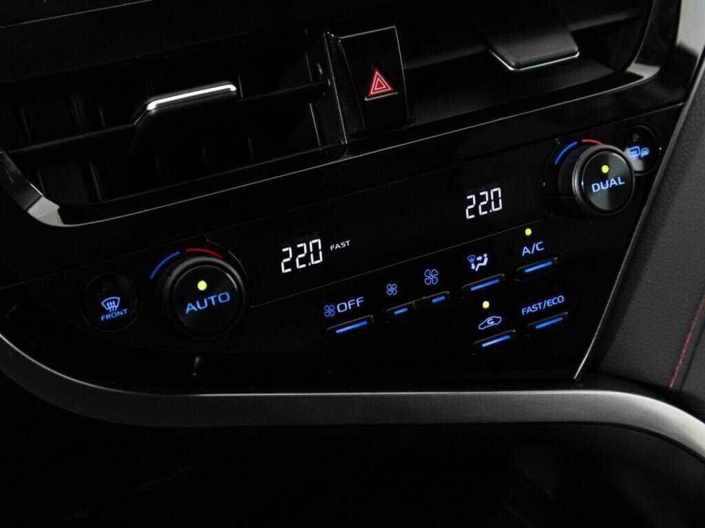 Купить Toyota Camry с пробегом. Фото: #15