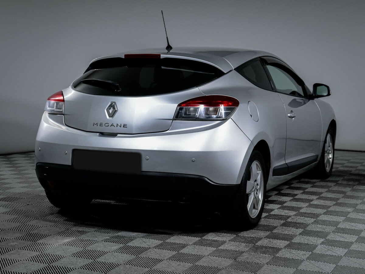 Купить Renault Megane с пробегом. Фото: #3