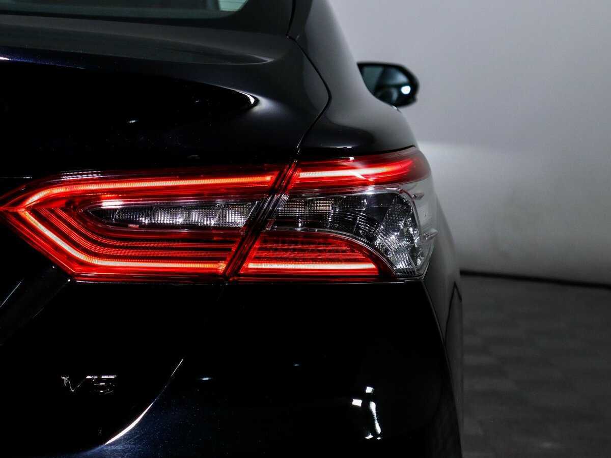 Купить Toyota Camry с пробегом. Фото: #16