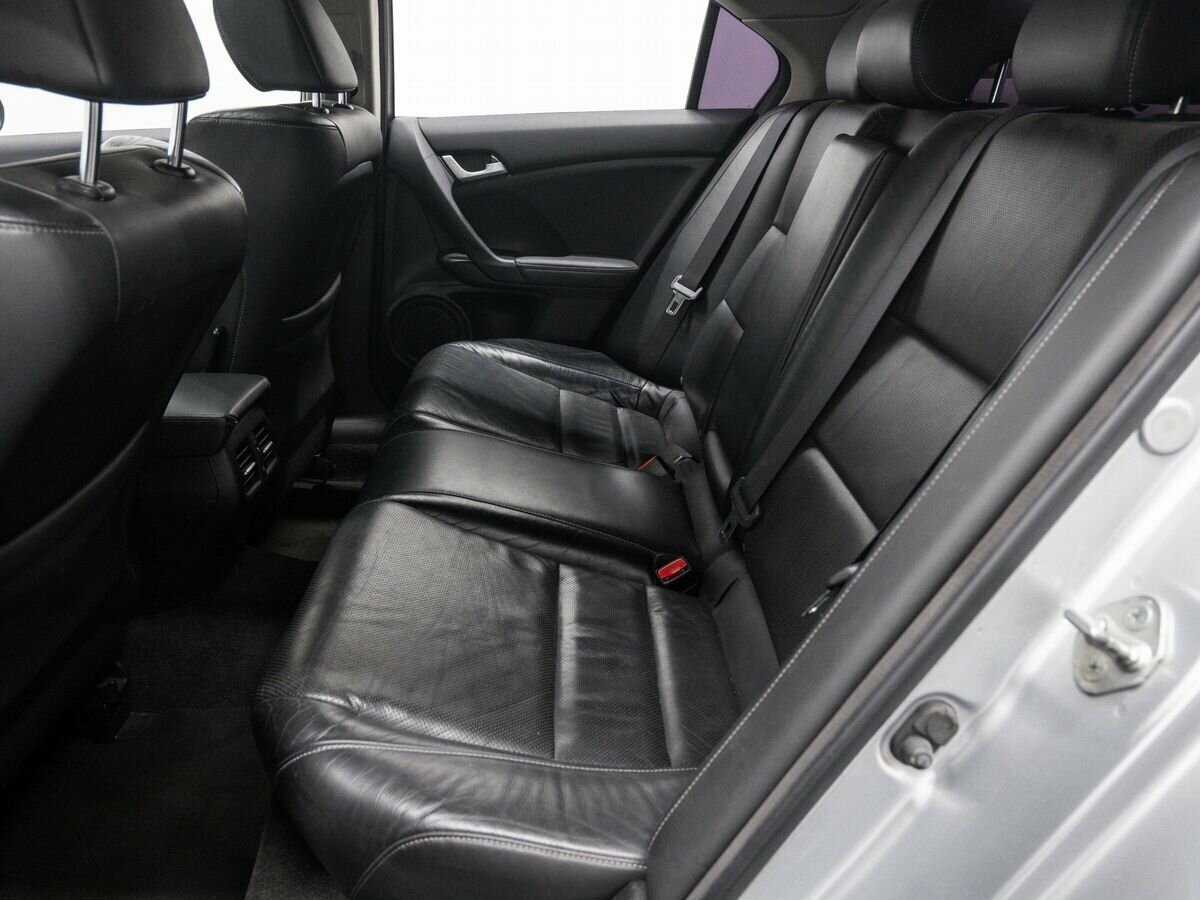 Купить Honda Accord с пробегом. Фото: #12