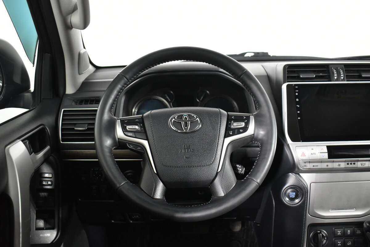 Купить Toyota Land Cruiser Prado с пробегом. Фото: #16