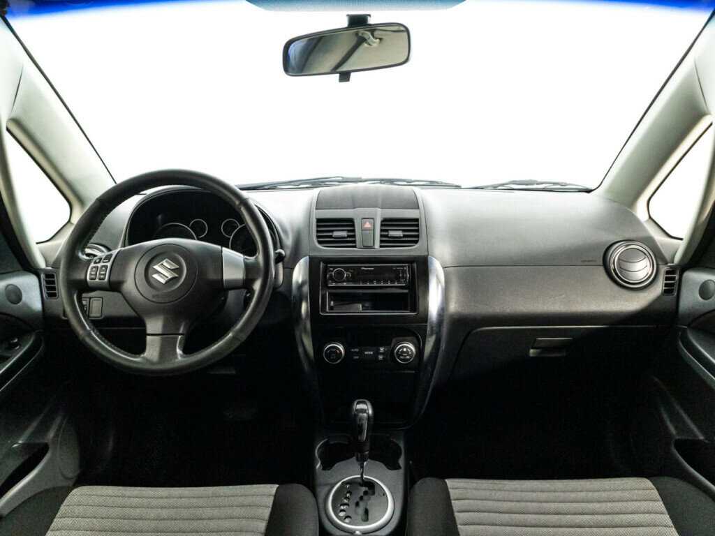 Купить Suzuki SX4 с пробегом. Фото: #12