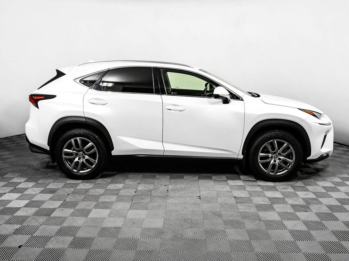 Купить Lexus NX с пробегом. Фото: #3