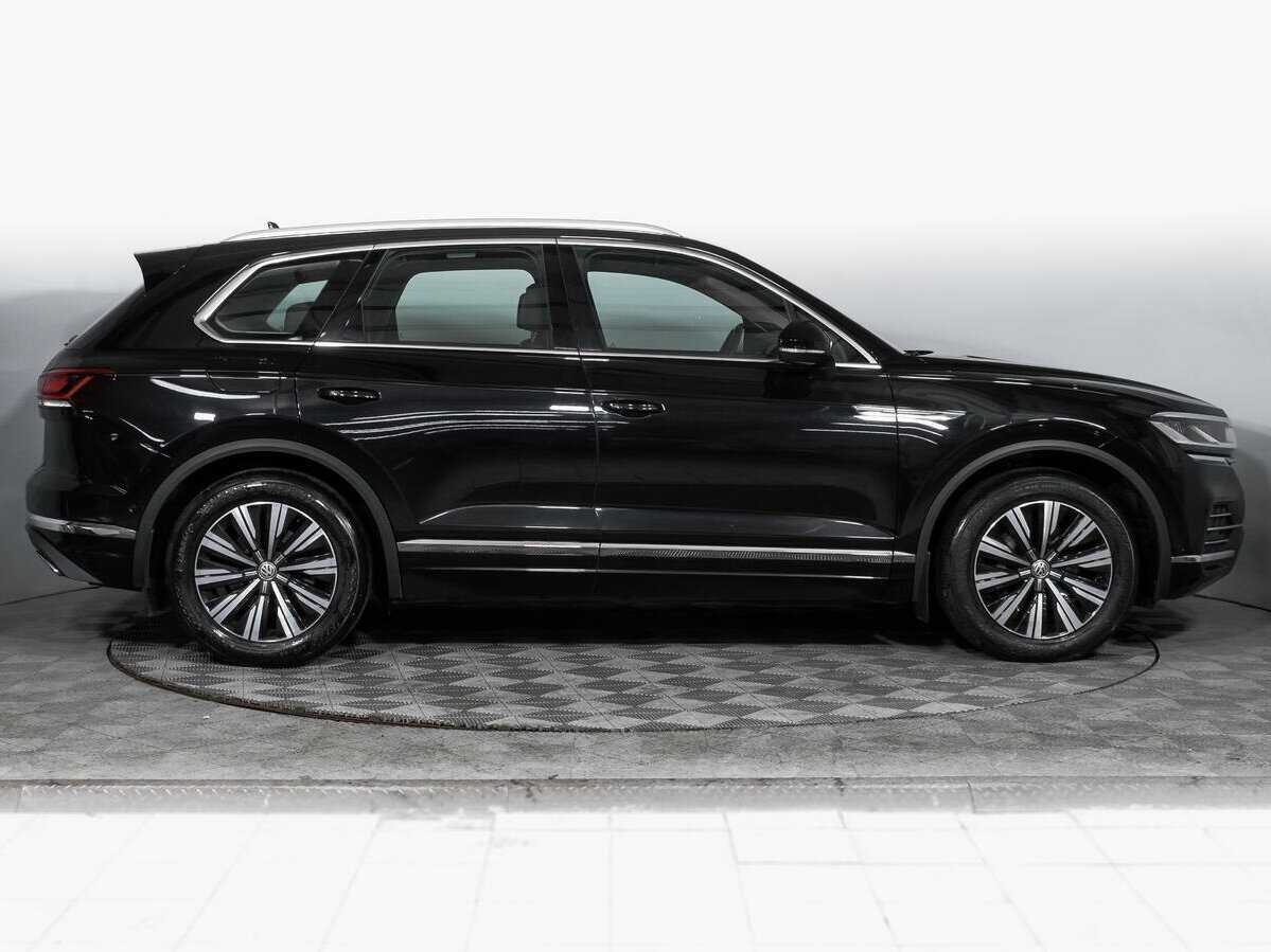Купить Volkswagen Touareg с пробегом. Фото: #3