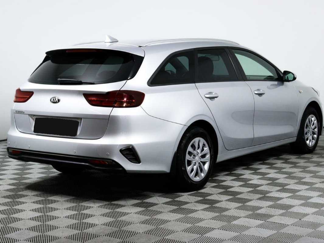 Купить Kia Ceed с пробегом. Фото: #4