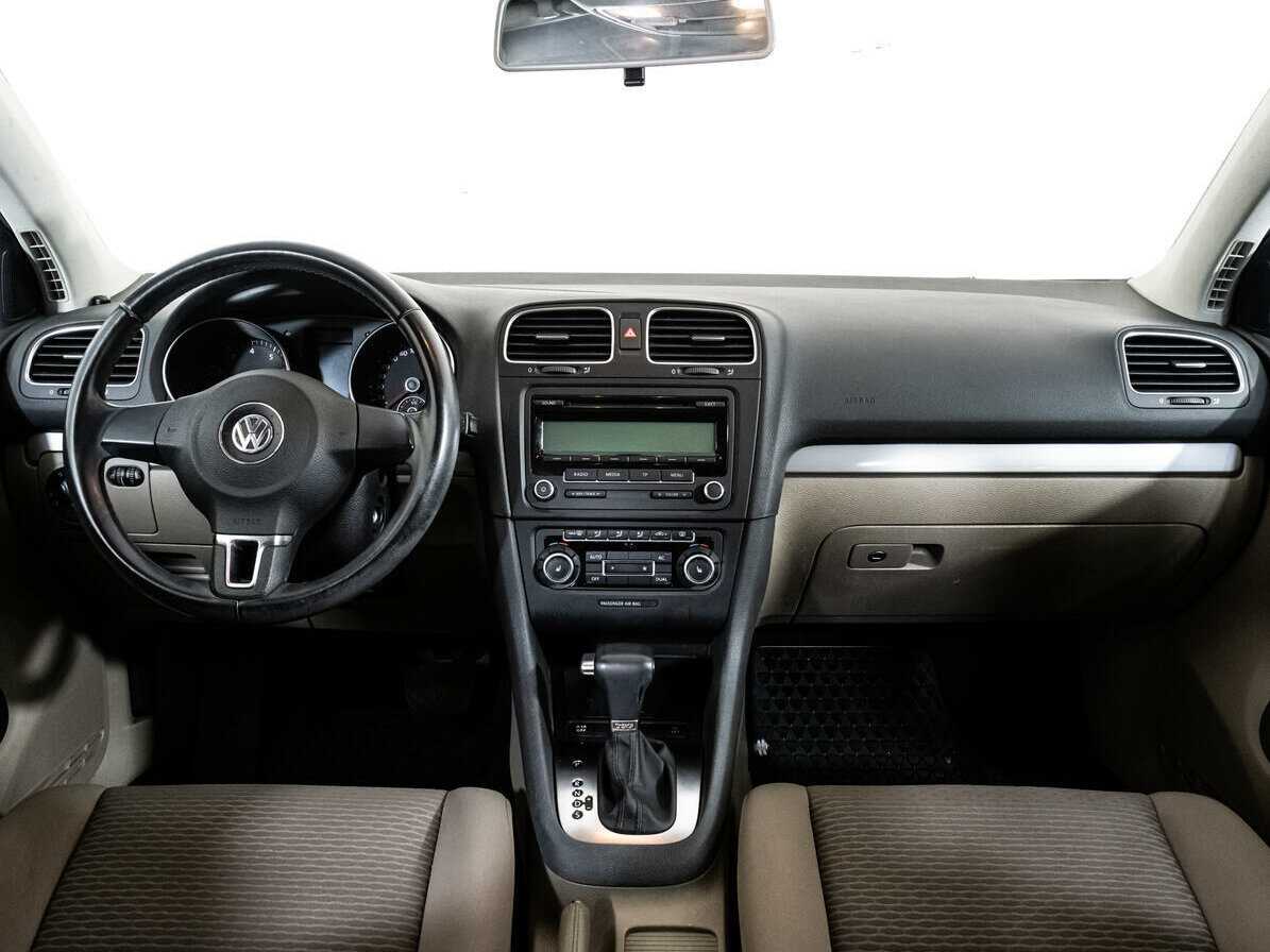 Купить Volkswagen Golf с пробегом. Фото: #7