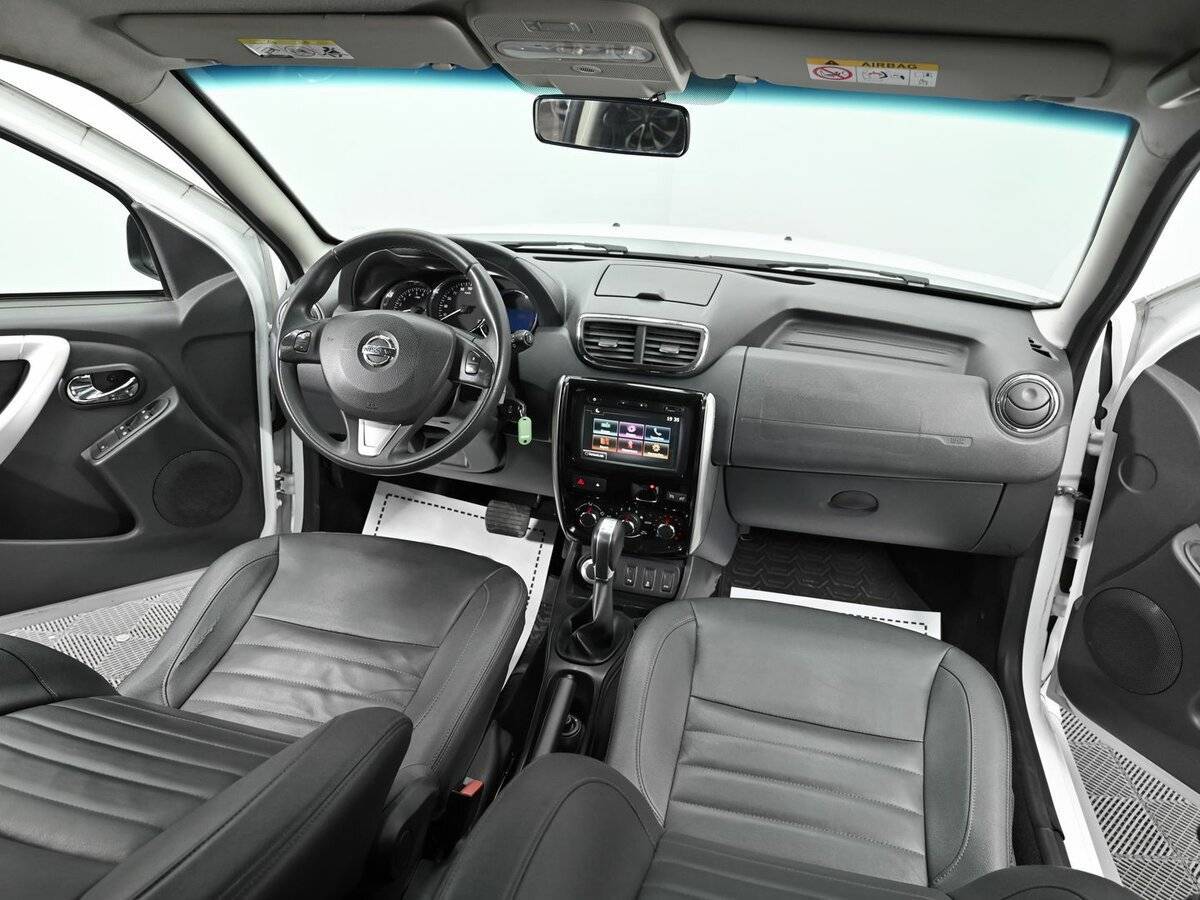 Купить Nissan Terrano с пробегом. Фото: #11