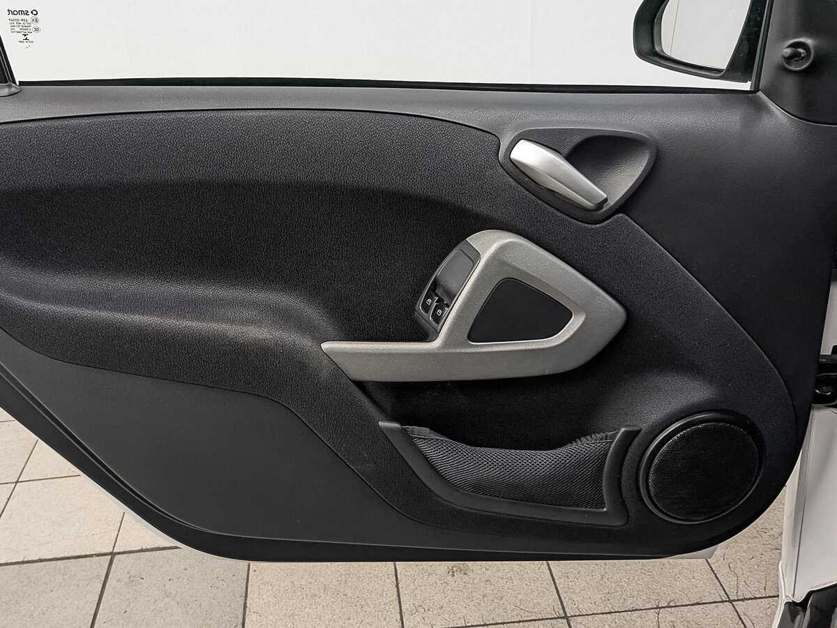 Купить Smart Fortwo с пробегом. Фото: #16