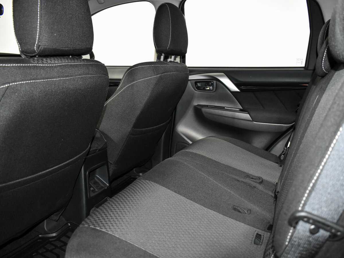 Купить Mitsubishi Pajero Sport с пробегом. Фото: #10