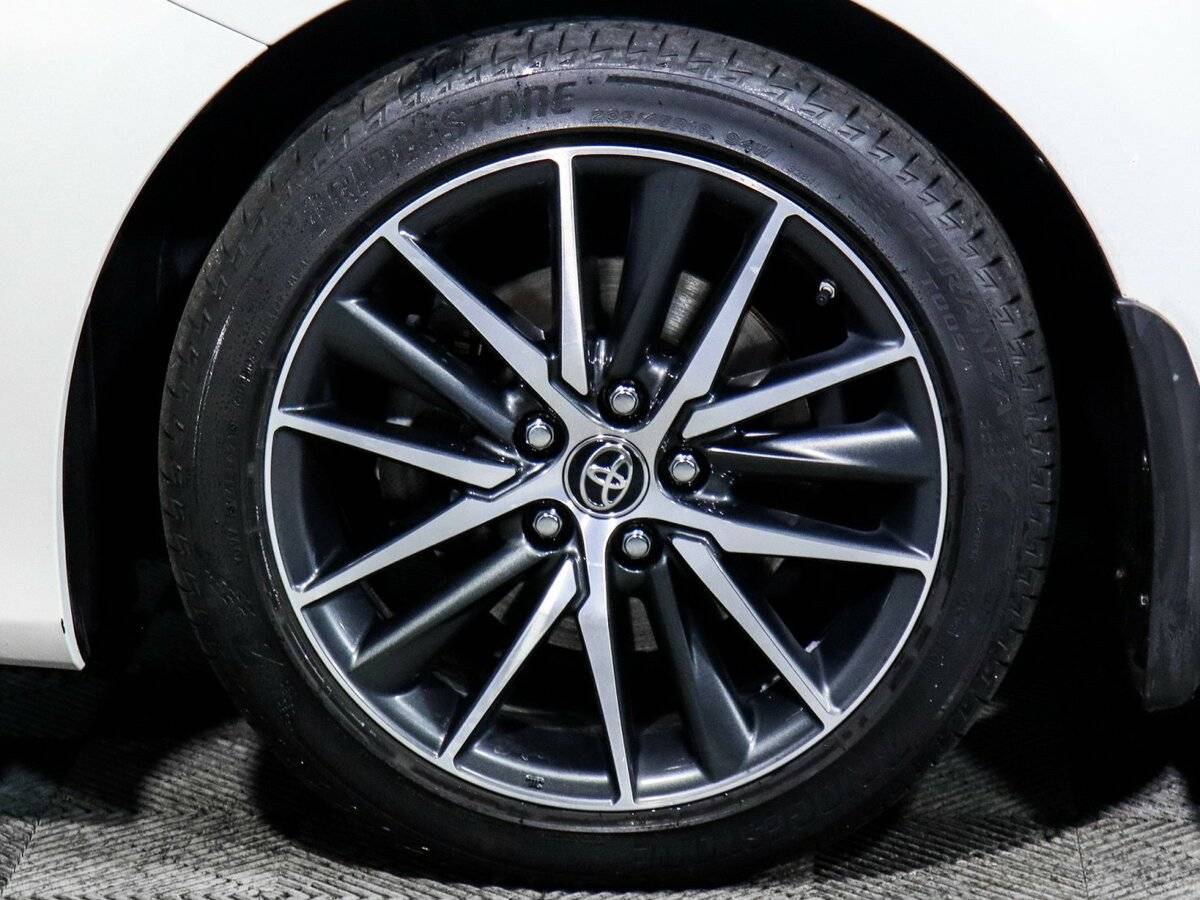 Купить Toyota Camry с пробегом. Фото: #11