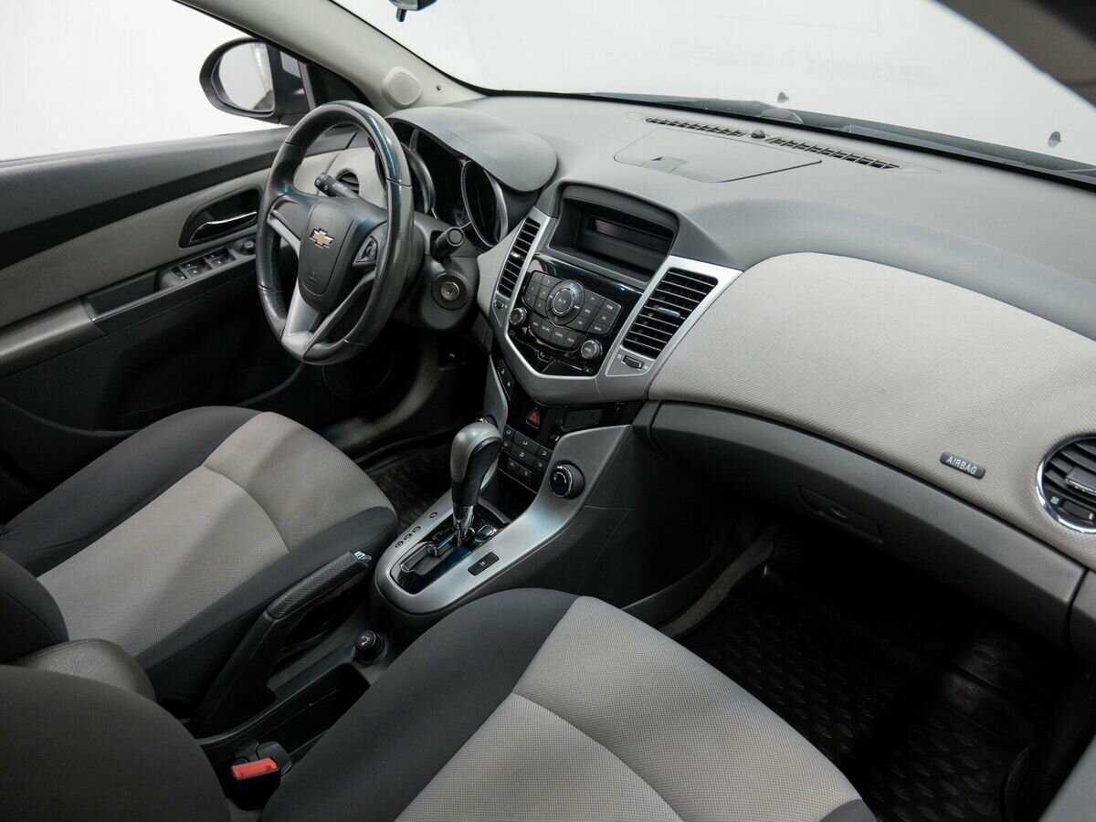 Купить Chevrolet Cruze с пробегом. Фото: #6