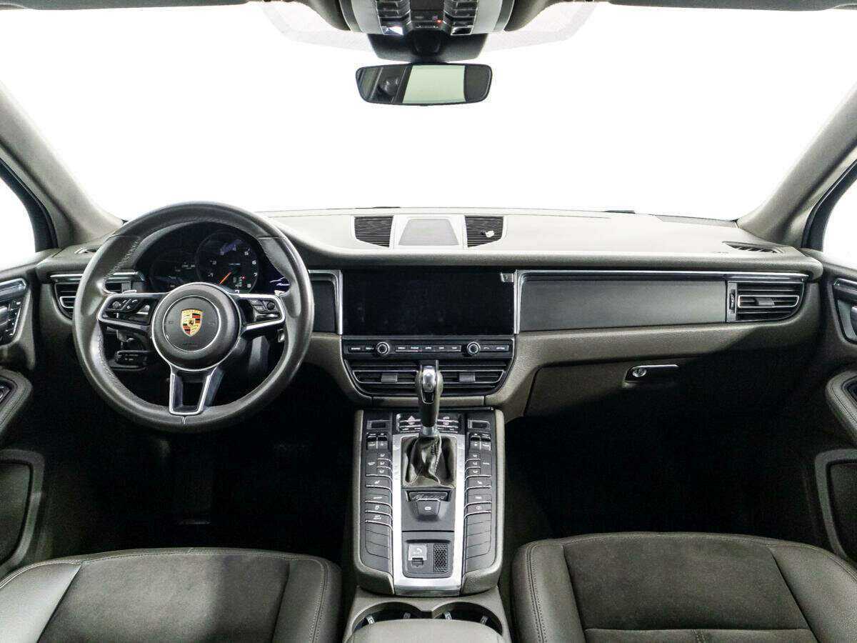Купить Porsche Macan с пробегом. Фото: #11