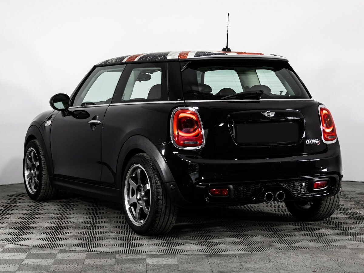 Купить Mini Hatch с пробегом. Фото: #6