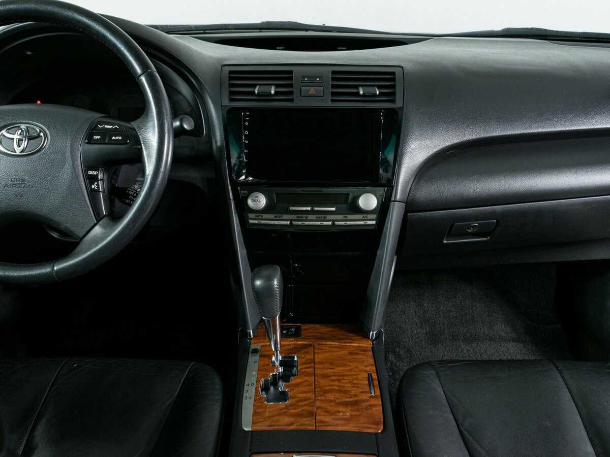 Купить Toyota Camry с пробегом. Фото: #7