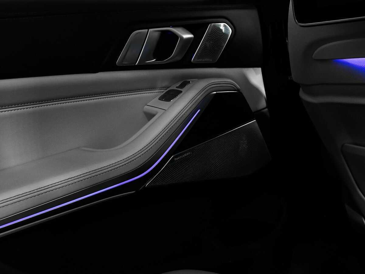 Купить BMW X7 с пробегом. Фото: #20